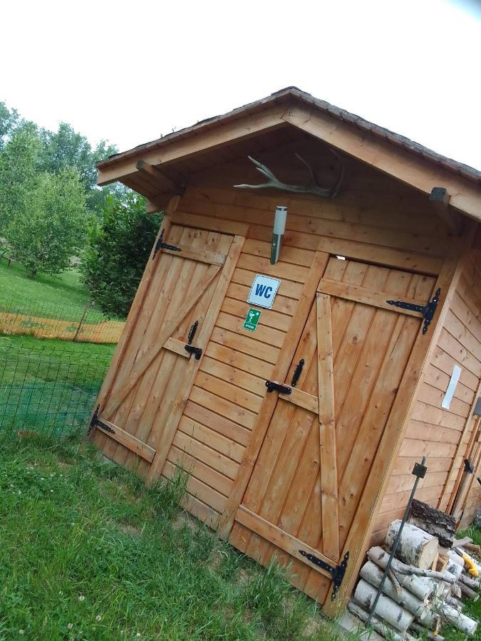 Szalas W Gorach Izerskich, Blisko Swieradow Zdroj I Zamek Czocha, Agroturystyka, Ogrzewanie, Klimatyzacja , Plac Zabaw, Ognisko Z Rusztem I Kijkami, Zywe Zwierzeta, Latem Basen Мірськ Екстер'єр фото